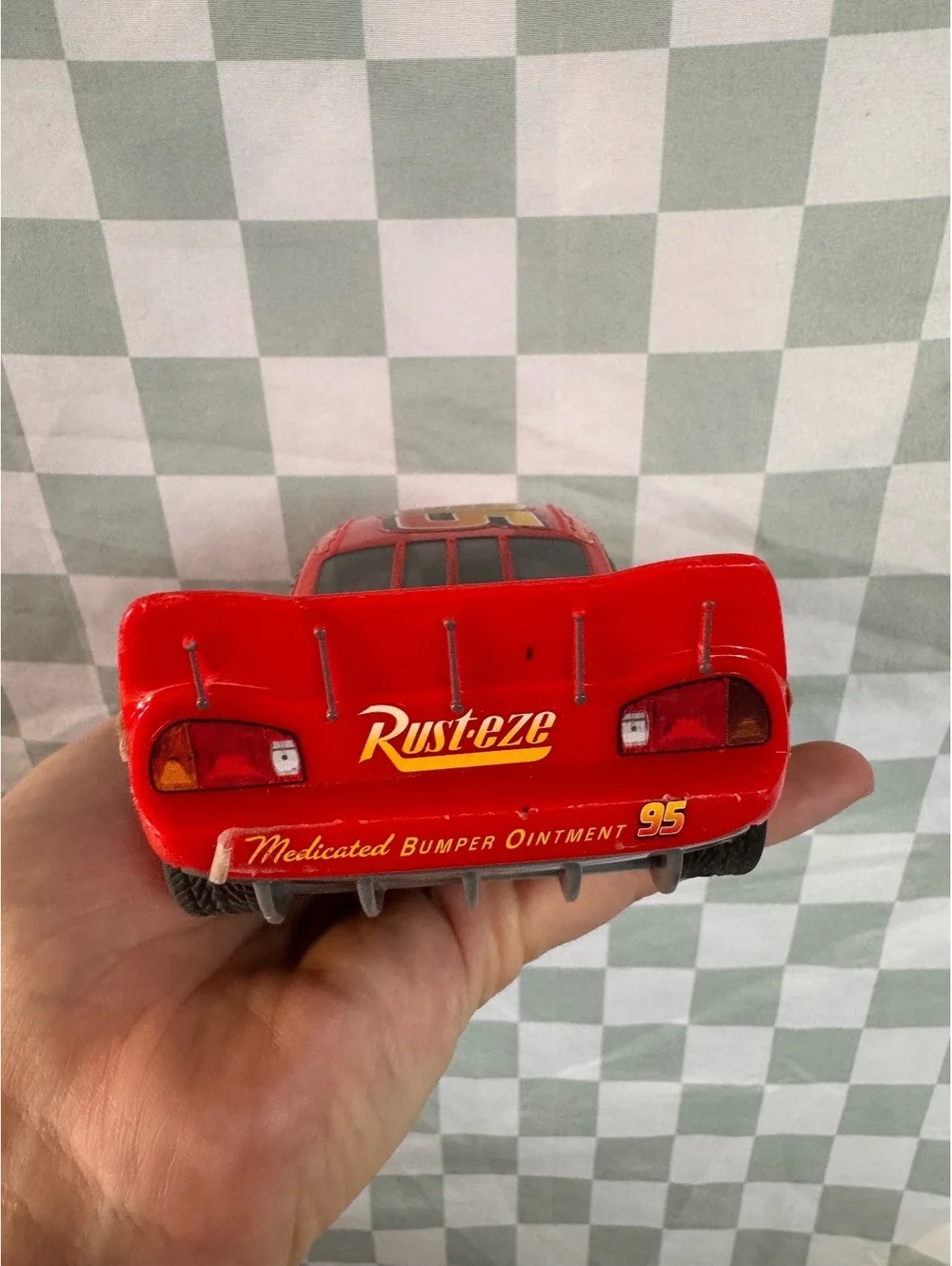 Disney Pixar Cars Lightning McQueen Toy Car